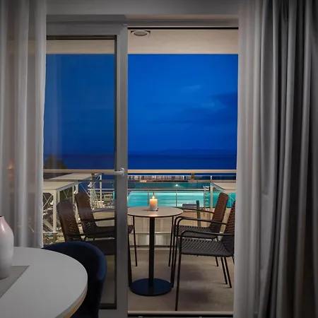 Noemia Aparthotel